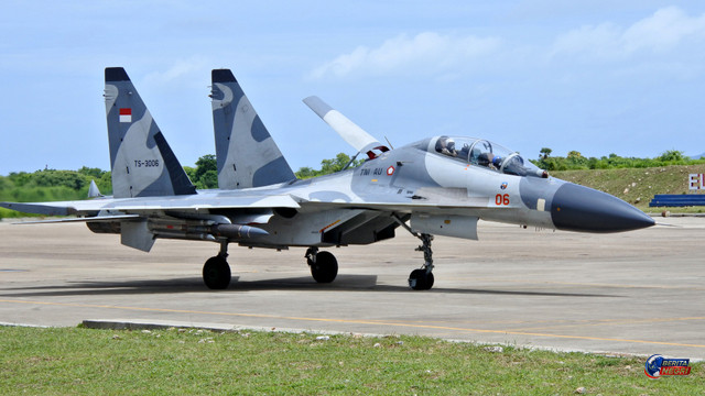 Momen Epik: Dua Jet Tempur Sukhoi TNI AU Kawal Pesawat Presiden Belarus di Langit Indonesia