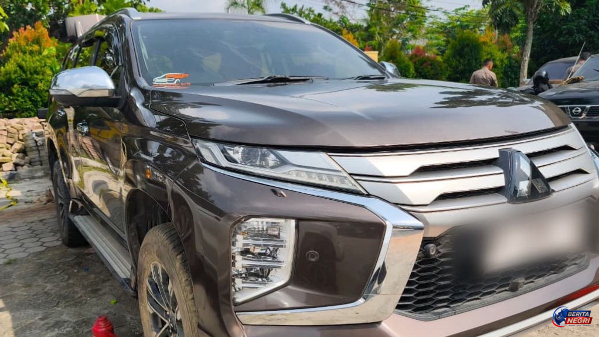 KPK Sita Pajero Sport dari Istri Kedua Bupati Kuansing Terkait Dugaan Suap