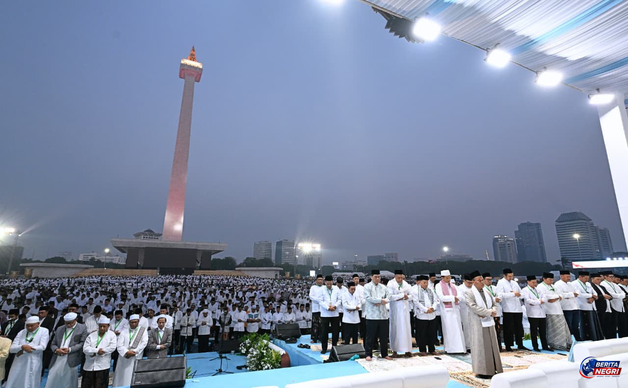 Lebih dari 100.000 Jemaah Hadiri Zikir dan Doa Kebangsaan di Monas, Pembuka HUT ke-81 RI