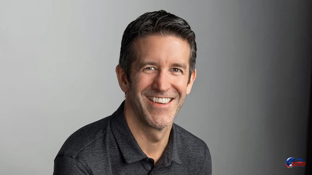 John Ternus Resmi Jadi CEO Apple, Gantikan Tim Cook Setelah 15 Tahun Memimpin